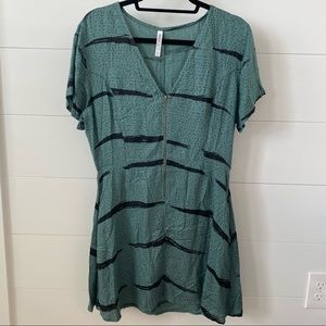 RVCA green mini dress - Large